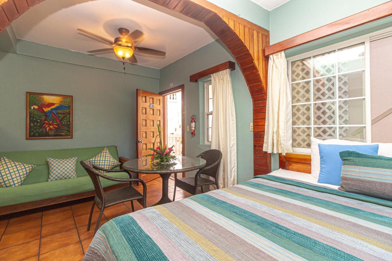 Blue Tang Inn San Pedro  Ngoại thất bức ảnh