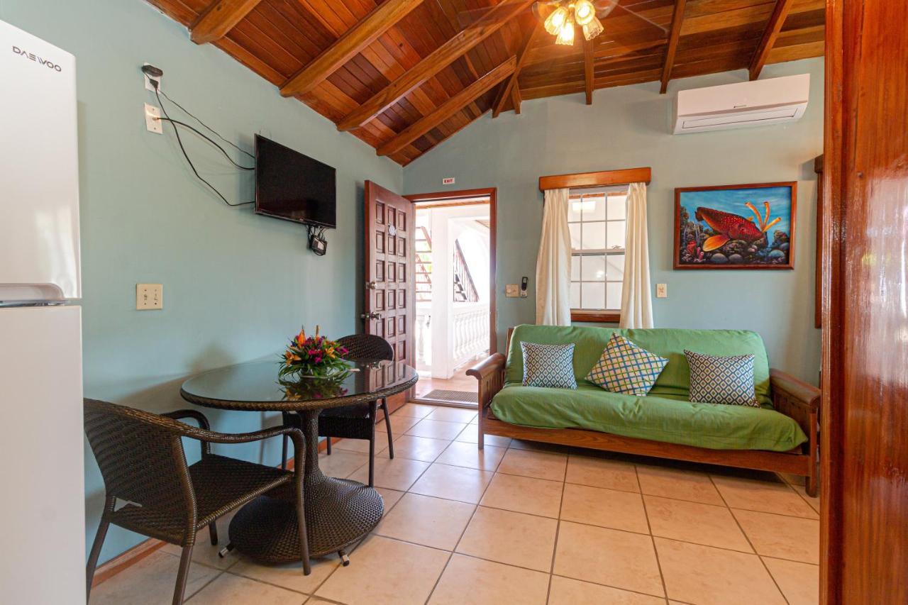 Blue Tang Inn San Pedro  Ngoại thất bức ảnh