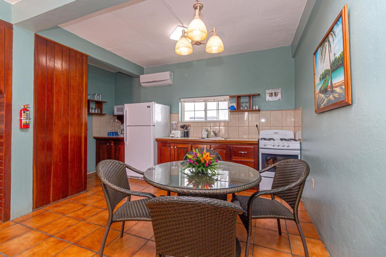 Blue Tang Inn San Pedro  Ngoại thất bức ảnh