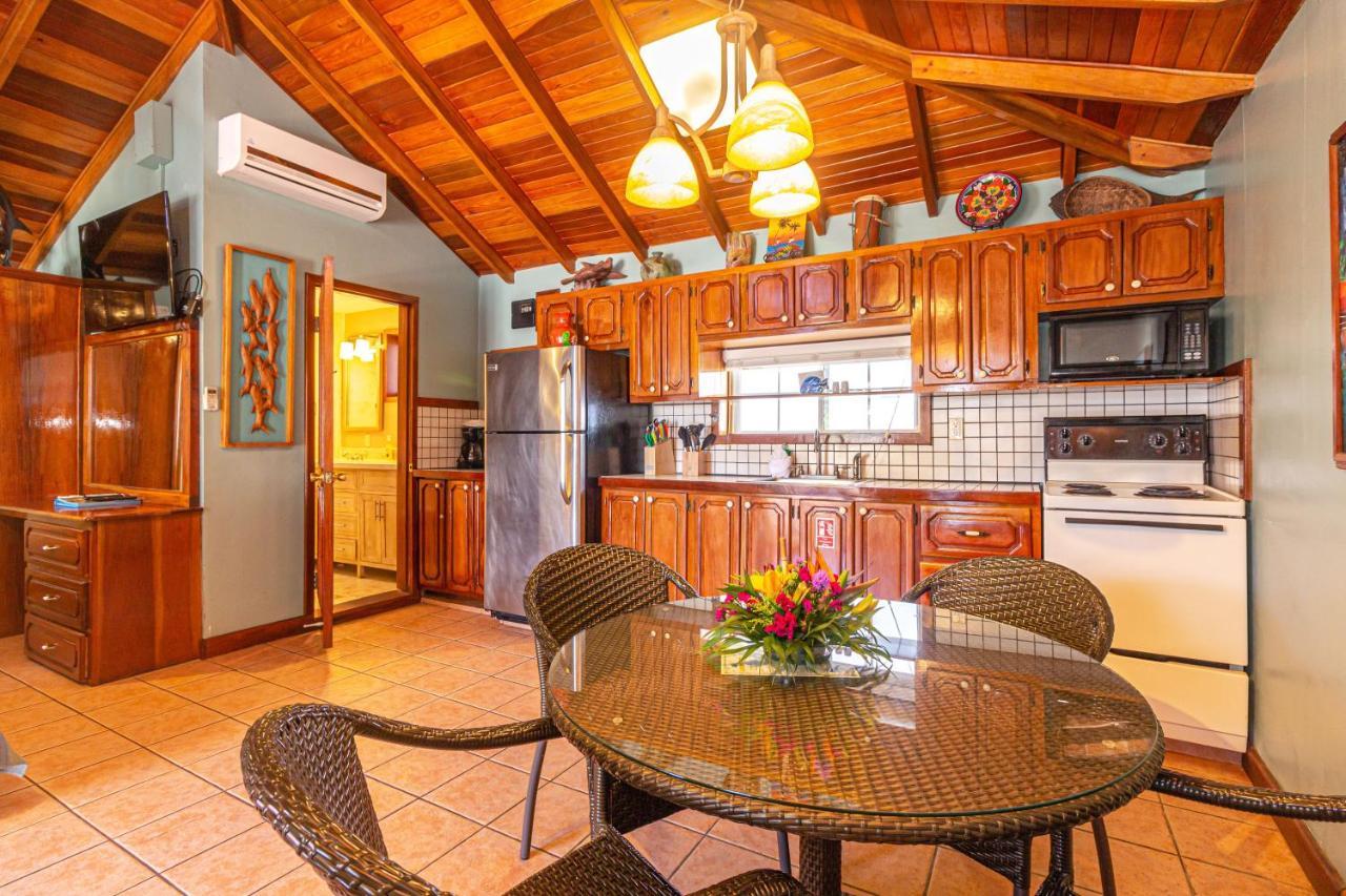 Blue Tang Inn San Pedro  Ngoại thất bức ảnh