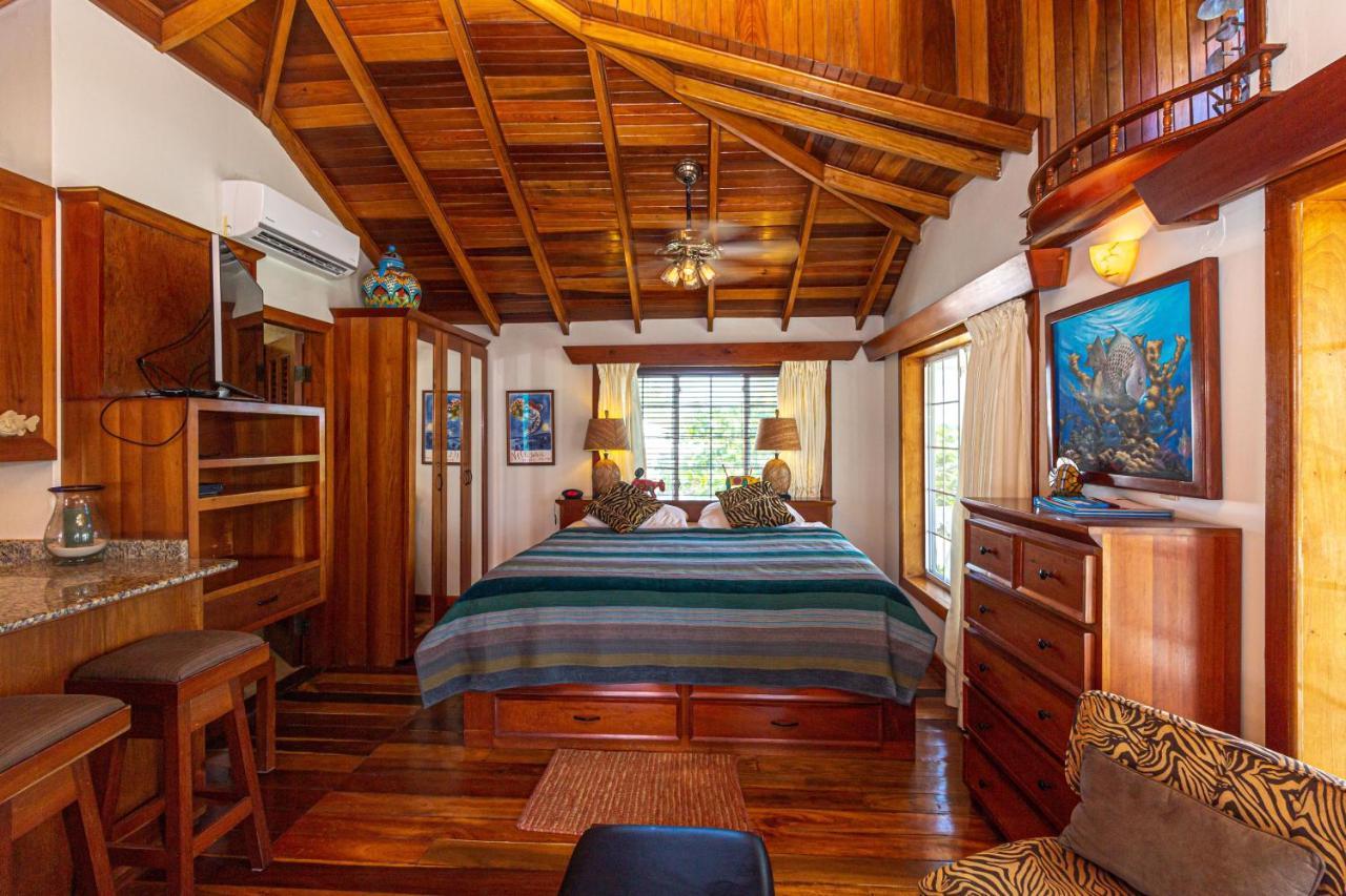 Blue Tang Inn San Pedro  Ngoại thất bức ảnh